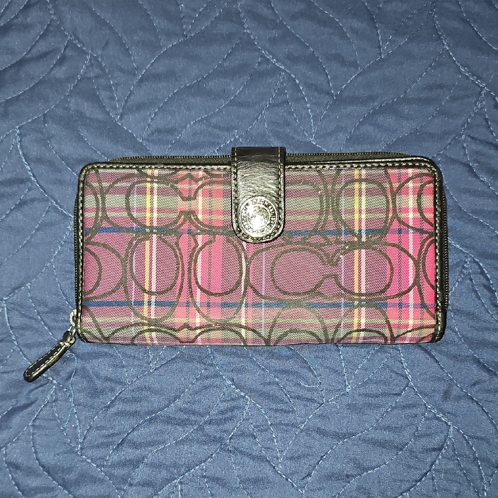 Coach Poppy Tartan Plaid Zip Around Wallet Amazing Condition